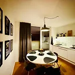 Stilvolles 007 Penthouse Naehe Duesseldorf Koeln *