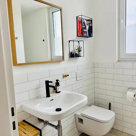 Stilvolles 007 Penthouse Naehe Duesseldorf Koeln Wuppertal