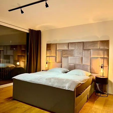 Stilvolles 007 Penthouse Naehe Duesseldorf Koeln *