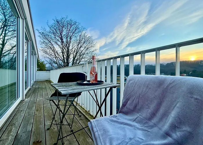 Stilvolles 007 Penthouse Naehe Duesseldorf Koeln *