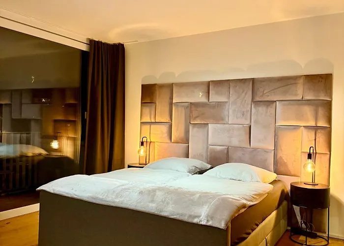 Stilvolles 007 Penthouse Naehe Duesseldorf Koeln *